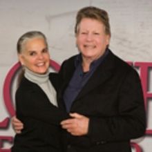 BWW Review: LOVE LETTERS at 710 MAIN THEATRE