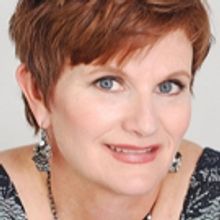 BWW Review: Singer/comedienne DIANE VINCENT Uproarious at Sterling's