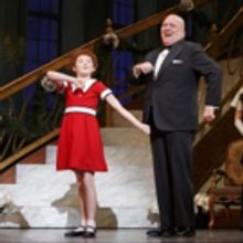 Tickets on Sale Tomorrow for ANNIE in Chicago