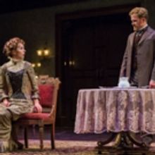 BWW Review: The Repertory Theatre of St. Louis' Spine-Chilling ANGEL STREET (GASLIGHT