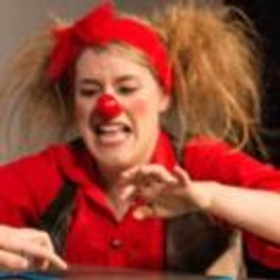 BWW Review: MORRO AND JASP 9-5 is Charmingly Entertaining!