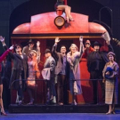 BWW Review: Sweating Bullets at BULLETS OVER BROADWAY to Little Effect
