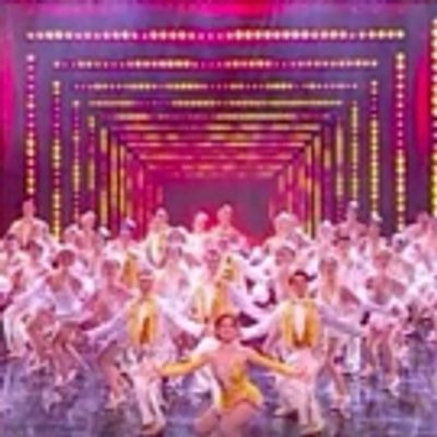 VIDEO: 42ND STREET Stars Show Off Their Dancing Feet on 'Tonight at the London Palladium'