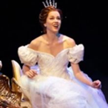 BWW Review: CINDERELLA Entrances The Fabulous Fox Theatre
