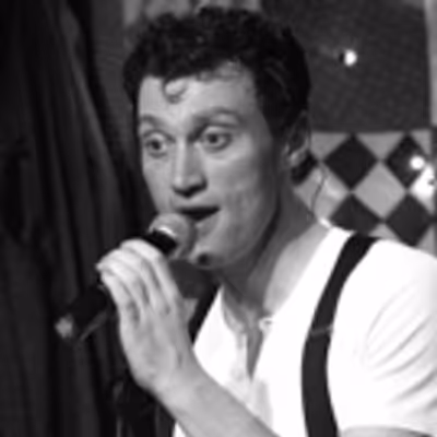 Photo Flash: HOLIDAY INN's Bryce Pinkham Brings BETWEEN THE MOON AND ME to Birdland