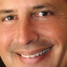 Jon Lovtiz to Headline Raue Center for the Arts