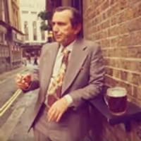 STAGE TUBE: New Trailer for James Graham's THIS HOUSE at the Garrick Theatre Video