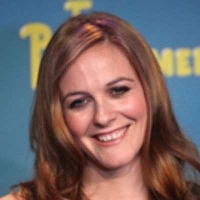 New Scripted Dramedy AMERICAN WOMAN, Starring Alicia Silverstone Begins Production