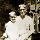Bridge Street Theatre Presents 'Holiday Memories'