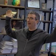 VIDEO: Sneak Peek - John Oliver & More Set for New Season of Crackle's COMEDIANS IN…