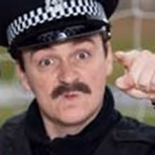 EDINBURGH 2016: BWW Q&A - Iain Connell of Burnistoun
