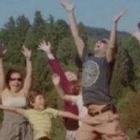 VIDEO: Watch Lin-Manuel Miranda & His Family Recreate THE SOUND OF MUSIC in Austria! Video