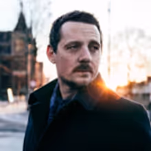 Sturgill Simpson Performs 'In Bloom' and 'Call To Arms' on 'THE DAILY SHOW'