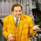 BWW Review: ONE MAN, TWO GUVNORS Serves Big Laughs in Newly Renovated Alley Theatre