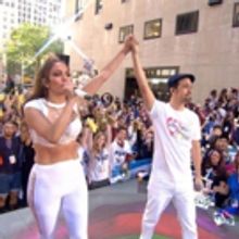 VIDEO: Lin-Manuel Miranda & Jennifer Lopez Perform 'Love Make the World Go Round'…