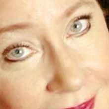 ACTRESS BETSY BITTAR