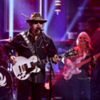 VIDEO: Hank Williams Jr. Performs 'Are You Ready for the Country' on TONIGHT Video