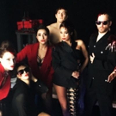 Photo Flash: DISASTER!, AMERICAN PSYCHO, and More Casts Take Saturday Intermission Pics!