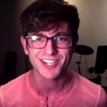 VIDEO: DEAR EVAN HANSEN Fans Sing Show's Anthem- 'Waving Through a Window'