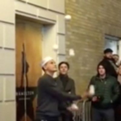 STAGE TUBE: Big Apple Circus Tosses 'Duel Commandments of Juggling' at #Ham4Ham