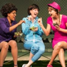BWW Review: WOMEN LAUGHING ALONE WITH SALAD Takes a Madcap Look at the Battle of the 