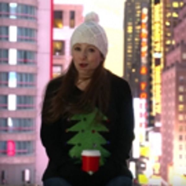 STAGE TUBE: BWW Cabaret Award Nominee Maxine Linehan Sings Holiday Edition of 'I Think of You' - Cabaret Theater Video