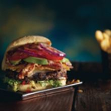 Red Robin Gourmet Burgers and Brews Invites Guests to Fall in (Mad) Love This Summer