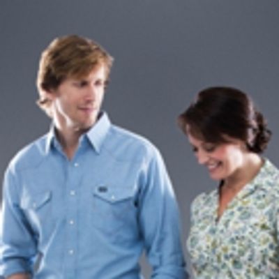 Photos &amp; Video: Go Behind the Scenes of THE BRIDGES OF MADISON COUNTY Tour's Photo Shoot!