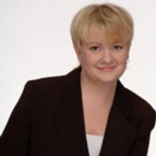 Twenty-six Roles and Counting: Charis Leos at Maine State Music Theatre