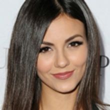 Victoria Justice, Reeve Carney & More to Join Laverne Cox in Fox's Starry THE ROCKY…