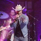 VIDEO: Dustin Lynch Performs 'Mind Reader' on LATE NIGHT