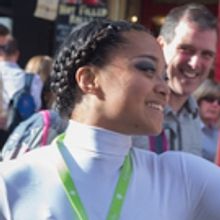Photo Flash: Edinburgh 2016 - Street Performers On The Royal Mile