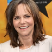 Sally Field Heading Back to Broadway in THE GLASS MENAGERIE?
