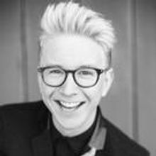 Grace Helbig & Tyler Oakley Host 5TH ANNUAL STREAMY AWARDS Tonight