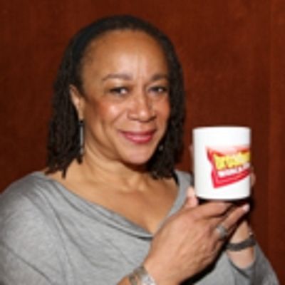 Broadway AM Report, 11/28/2016 - PHANTOM Hits 12,000 Shows and More!