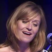 VIDEO: HOLIDAY INN's Megan Sikora and Darien Crago Sing The Irving Berlin Classic… Video