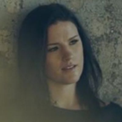 STAGE TUBE: Carrie Manolakos Covers Beatles Classic 'Let It Be' for New Album