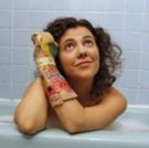 BWW Review: Siobhan O'Loughlin Plunges Into Politics and Psychology in BROKEN BONE BATHTUB