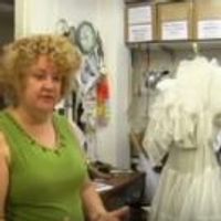 STAGE TUBE: Behind-the-Scenes with the Costume Designer of Huntington Theatre's A… Video