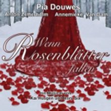 WENN ROSENBLÄTTER FALLEN für eine Vorstellung in Starbesetzung auf der Burg Perchto