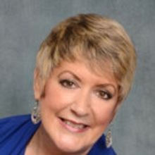 Jaci Davis Returns to Arthur Newman Theater 10/30