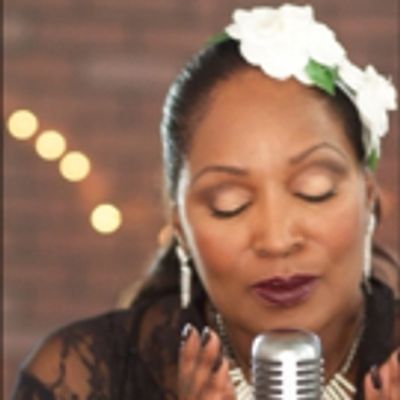 BWW Review: BILLIE HOLIDAY FRONT AND CENTER Offers More Music, Less Show