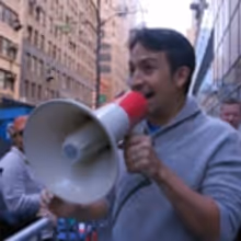 VIDEO: Lin-Manuel Miranda Brings #Ham4Ham to SNL Standby Line