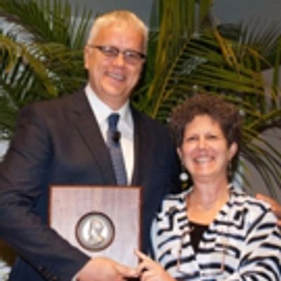 Oscar Winner Tim Robbins Honored with 2017 Benjamin Franklin Creativity Laureate Award
