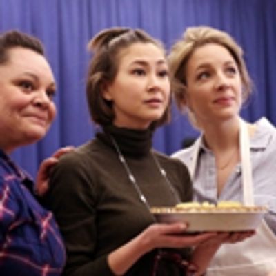 TV: Love? Pregnancy? Pie? Jessie Mueller & Company Explain What WAITRESS is All About!
