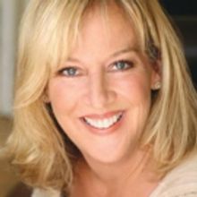 Melanie Hutsell to Join PRAIRIE OKE! for Three Weekends at the Cavern Club