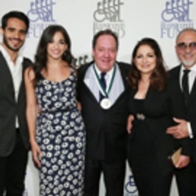 Photo Flash: James L. Nederlander and ON YOUR FEET! Cast, Creatives Attend 2016 Great Sports Legends Dinner