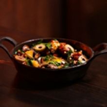 BWW Review:  SEAMSTRESS in NYC on the UES for Distinctive Dining and Drinks