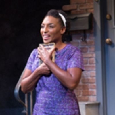 BWW Review:  Dawn Ursula Shines in Theater J's QUEENS GIRL IN THE WORLD