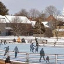 The Music Hall + Strawbery Banke Museum Present VINTAGE CHRISTMAS IN PORTSMOUTH in De